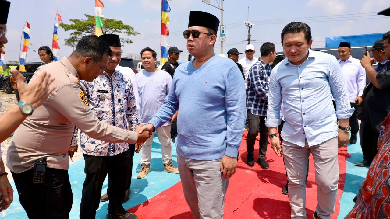 Tinjau Kawasan Industri Indramayu