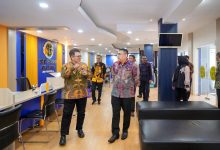 Photo of Tinjau Pelayanan Kantah Kota Semarang, Wamen Ossy: Jangan Tunda Berkas, Percepat Layanan Pertanahan