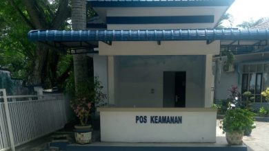 Photo of Pelayanan Pos Keamanan Disdik Deli Serdang Dikeluhkan, Petugas Bersikap Tidak Kooperatif