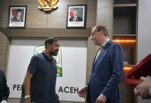 Photo of Mualem Sambut Kedatangan Wakil Kepala Perwakilan Kedutaan Belanda di Aceh