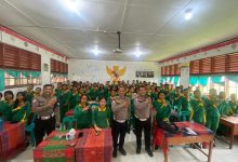 Photo of Menuju Indonesia Emas 2045: Kasat Lantas Samosir Tanamkan Disiplin Lalu Lintas pada Generasi Muda di SMA Negeri 1 Palipi