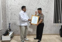 Photo of KOMNAS PA Pusat Berikan Penghargaan kepada Polsek Pantai Labu atas Kepedulian dan Perlindungan terhadap Anak serta Guru Tahfiz Qur’an