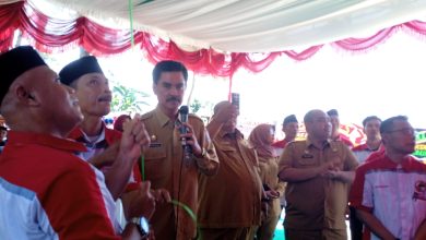 Photo of Kukuhkan Pengurus KPSMP, Pemkab Deli Serdang Dorong Koperasi Produktif dan Mandiri