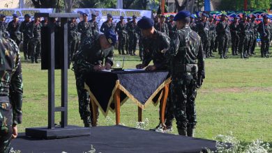 Photo of Dansatbrimob Polda Aceh Diserah Terimakan dari Kombes Pol Zuhdi Batu Bara kepada Kombes Pol Zulkifli Ismail