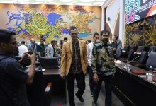 Photo of Mualem Turut Saksikan Langsung RDP DPR-RI Bahas Revisi UUPA