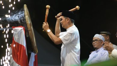 Photo of Sekda Aceh Lepas Pawai Takbir Keliling memeriahkan Idul Adha 1447 H