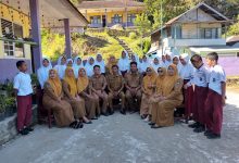 Photo of Dedikasi Tanpa Batas di Pedalaman Pasaman, Yerisman S.Pd dan Guru SDN 01 Sungai Berameh Menjadi Garda Terdepan Pendidikan