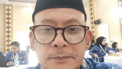 Photo of Masalah Pendidikan Kita Sesungguhnya Berada di Ruang Kelas, Bukan diruang Rapat