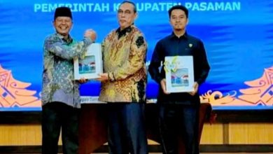 Photo of Dibawah Kepemimpinan Welly Suhery, Pasaman Pertahankan Opini WTP 13 Kali Berturut-turut