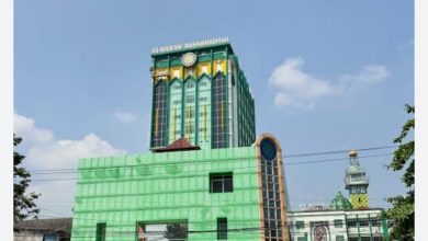 Photo of Kerap Beda Pandangan di Akar Rumput, Tanah Warga NU Kini Justru Lahirkan Menara Megah Muhammadiyah