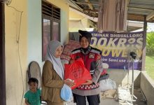 Photo of Ditsamapta Polda Aceh Salurkan Paket Sembako kepada Warga Kurang Mampu Lewat Program Jum’at Berkah