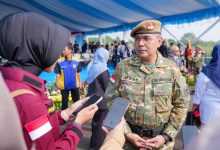 Photo of Penutupan Latsarmil Komcad Gelombang I 2026, Wamen Ossy Sebut Latsarmil Perkuat Karakter dan Integritas ASN