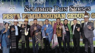 Photo of Hadiri Pesta Pembangunan Gedung Gereja GKPS Syaloom Kabanjahe, Bupati Karo: Satukan Hati untuk Semangat Gotong Royong Sesama Jemaat
