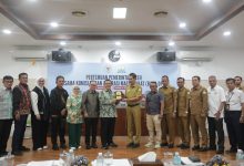 Photo of Wagub Aceh Dampingi Menteri Sosial Hadiri Open House Sekolah Rakyat di Aceh Besar