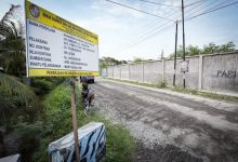 Photo of Bupati Tinjau Lanjutan Pengaspalan Jalan Paluh Gelombang Percut Sei Tuan