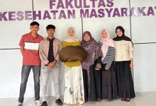 Photo of Dosen Bersama Mahasiswa FKM UNMUHA berhasil Menciptakan Inovasi, Pemanfaatan Limbah Styrofoam Menjadi Bean Bag Sofa