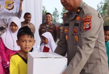 Photo of Kapolres Bener Meriah Salurkan Bantuan Sosial dan Santunan, Perkuat Kepedulian di Hari Bhayangkara ke-80