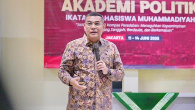Photo of Jadi Pembicara di Akademi Politik UMJ, Wamen ATR/Waka BPN: Pertanahan Berperan Strategis dalam Mendukung Asta Cita Presiden