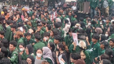 Photo of BEM USU Unjuk Rasa Tuntut Turunkan Harga BBM dan Hentikan Program MBG