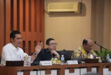 Photo of Pemerintah Aceh Dorong Penguatan Otsus dalam Revisi UUPA untuk Percepat Penurunan Kemiskinan
