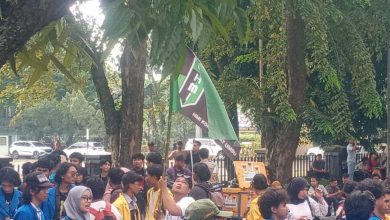 Photo of Aliansi Mahasiswa Menggugat Unjuk Rasa, Turunkan Harga Bahan Pokok