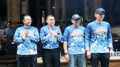 Photo of Hadiri Gerakan Nasional “AYO Muliakan Sungai”, Wamen Ossy: Memuliakan Sungai Berarti Memuliakan Negara