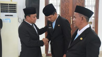Photo of Pelantikan 18 Pejabat, Sekda Tekankan Amanah dan Profesionalisme ASN