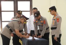 Photo of Kapolres Aceh Singkil Pimpin Sertijab Kasat, Kasie dan Kapolsek