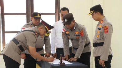 Photo of Kapolres Aceh Singkil Pimpin Sertijab Kasat, Kasie dan Kapolsek