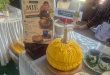 Photo of Kadis Pendidikan Juara I Lomba Masak HUT ke 80 Deli Serdang dengan Brand Mie Bangladesh ‘Mas Parno‘
