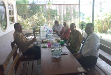 Photo of Gubernur Sumatera Utara Tinjau Jalan Rusak di Galang untuk Segera Diperbaiki