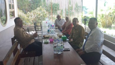 Photo of Gubernur Sumatera Utara Tinjau Jalan Rusak di Galang untuk Segera Diperbaiki