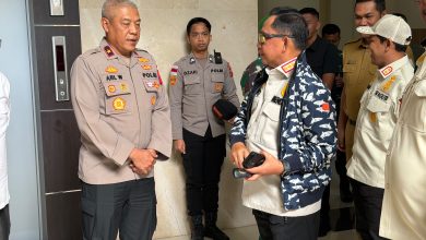 Photo of Wakapolda Aceh Sambut Kedatangan Mendagri di Bandara SIM