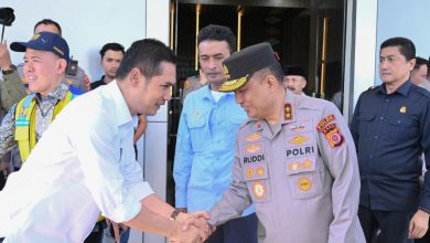 Photo of Kapolda Aceh Hadiri Peresmian Bendungan Rukoh, Presiden Prabowo Tegaskan Infrastruktur Air Jadi Pilar Ketahanan Pangan Nasional