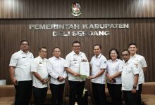 Photo of Sampaikan Pesan Provokatif, Ketua FKDM Deli Serdang Dicopot Bupati