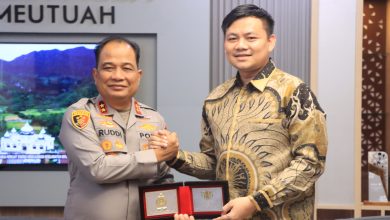 Photo of Kapolda Aceh Terima Silaturahmi Direktur Hubungan Kelembagaan PTPN IV/PalmCo, Perkuat Sinergi Jaga Keamanan Objek Vital