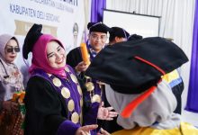 Photo of Wisuda Sekolah Lansia Sehati, Ketua TP PKK Dorong Peningkatan Kualitas Hidup Lansia
