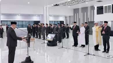 Photo of Lantik 78 Pejabat Struktural, Wamen Ossy: Rotasi dan Promosi Jabatan Bentuk Birokrat yang Adaptif