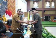 Photo of Fraksi DPRD Sampaikan Pandangan Umum terhadap Sejumlah Ranperda Pemkab Deli Serdang
