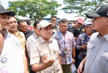 Photo of Wagub Aceh dan Komisi Vl DPR RI Percepat Rehabilitasi Huntara, BUMN Karya Diminta Segera Tindak Lanjuti Kendala di Lapangan