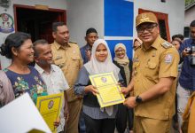 Photo of Rumah Baru untuk Darson, Pemkab Deli Serdang Wujudkan Hunian Layak bagi Warga Sunggal