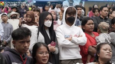 Photo of Ribuan Pengunjung Padati Festival Bunga dan Buah di Berastagi