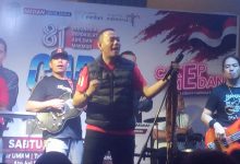 Photo of Vokalis The Shadow H. Hendra Cipta, SE, MM, Tampil Prima Di Event Car Free Night