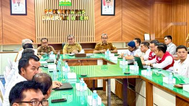 Photo of Setelah Dipanggil Pemerintah Aceh, Pertamina Tambah Penyaluran BBM untuk Aceh