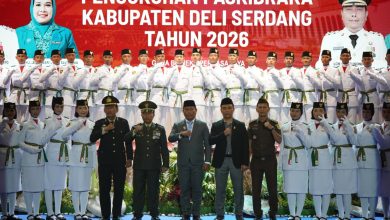 Photo of Wakil Bupati Kukuhkan 45 Paskibraka Kabupaten Deli Serdang