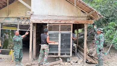 Photo of Berkah Mengabdi Tanpa Pamrih, Guru Ngaji Pedalaman Aceh Utara Dapat Rumah Baru dari Danrem Lilawangsa