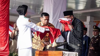 Photo of Upacara HUT Ke-81 RI Digelar Sederhana, Bupati Ajak Masyarakat Terus Berbuat untuk Bangsa