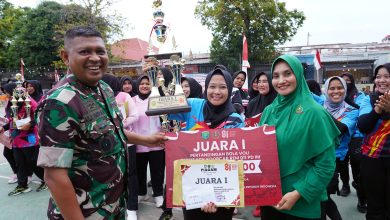 Photo of Kemeriahan Hari Kemerdekaan, Prajurit TNI, Persit dan Anak-anak Ikuti Lomba di Korem 011/Lilawangsa