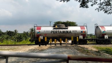 Photo of PT KAI Kembali Tutup Lintasan Liar Lokasi Tertabraknya Dump Truk Pengangkut Tanah di Perbaungan