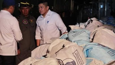 Photo of Tanggap Cepat Pemerintah untuk NTT, Letkol Teddy Indra Wijaya Dukung Percepatan Distribusi Bantuan Bencana